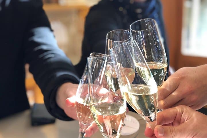 Wine trail and Christchurch City - Luxury, Small Group Tour photo 2