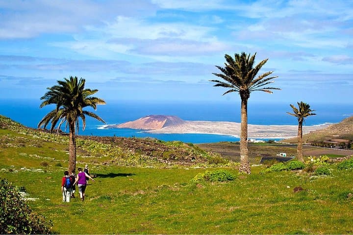 Walking Tour through La Corona Volcano and Famara Cliff photo 5