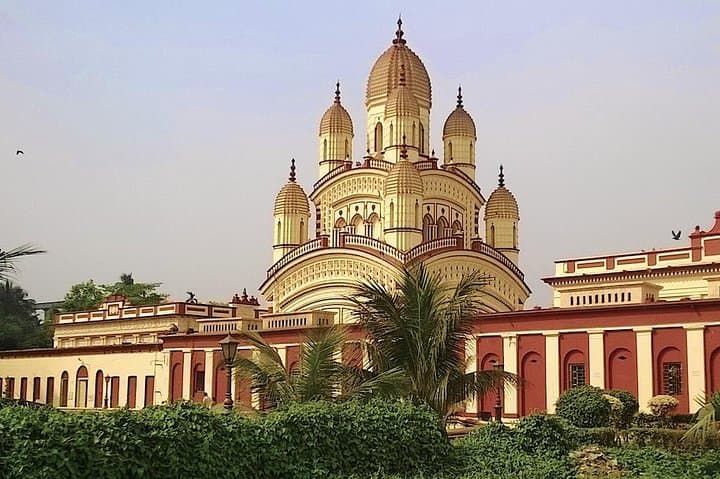 Temple and spiritual trail in Kolkata photo 5
