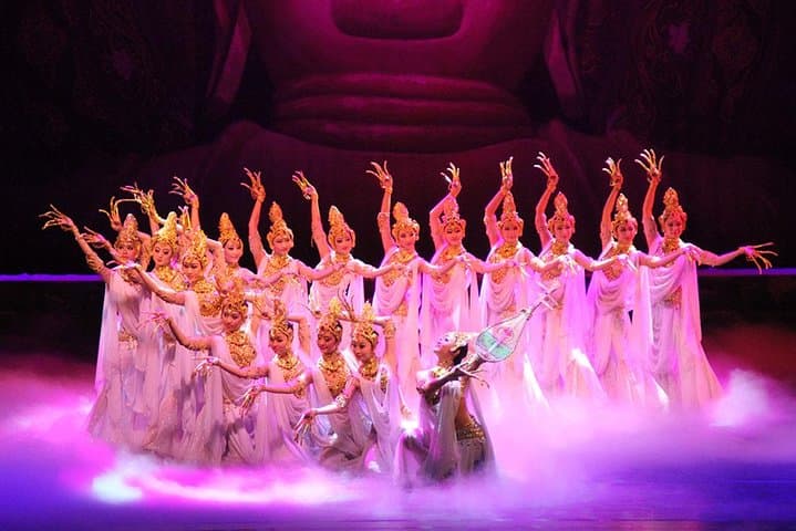 3-Day Private Silk Road Tour of Dunhuang: Mogao Grottoes, Yulin Grottoes, Crescent Moon Pool photo 3