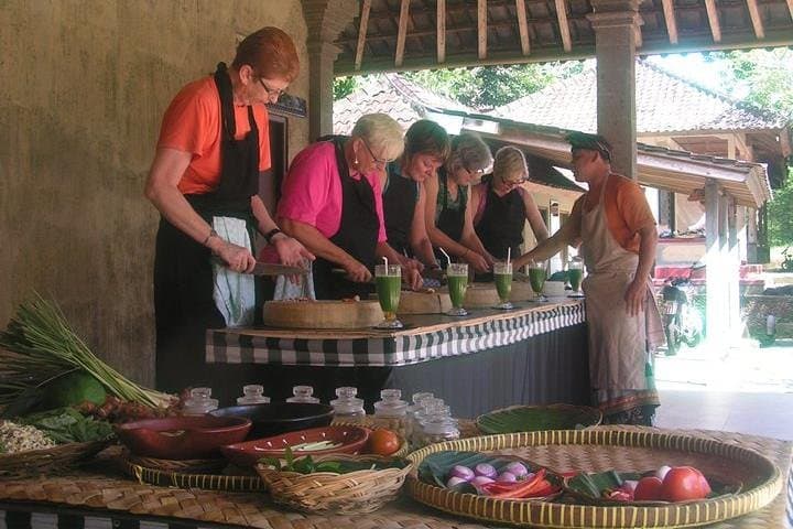 Bali Cooking Class with Culture Experience photo 2