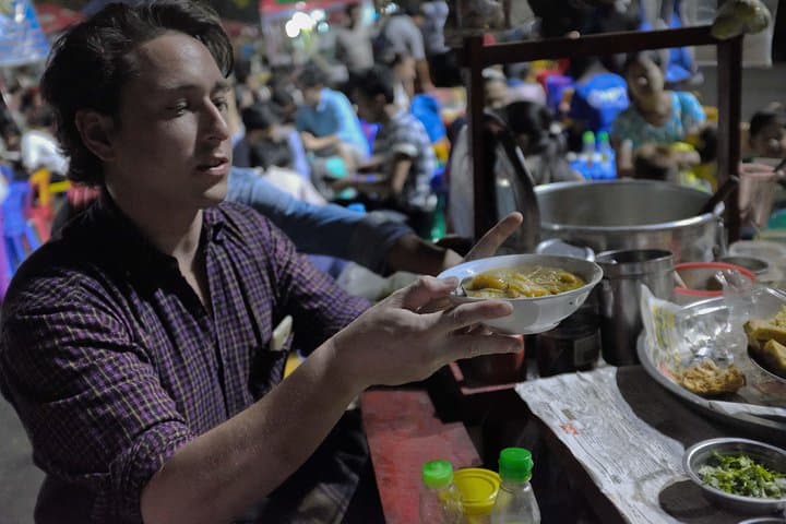 Yangon Evening Street Food and Market Walking Tour photo 5