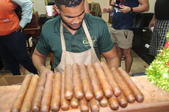 Rum Reggae and Rhythms Tour: Dancing and Cocktails photo 5