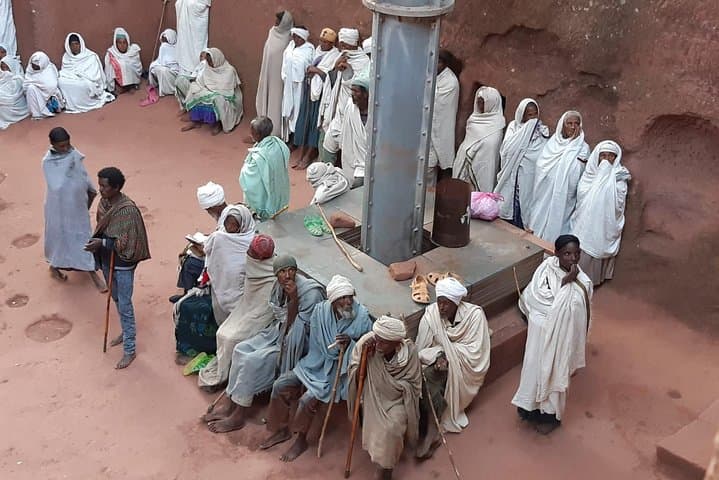 Visiting Lalibela churches photo 2