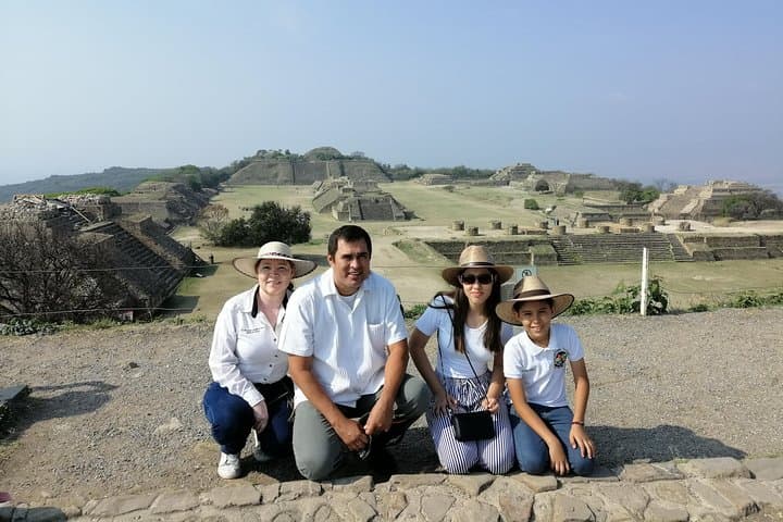 Monte Alban Guided Half Day Tour photo 2