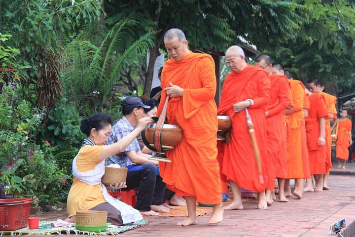 Luang Prabang Early Morning Alms Giving and Wet Market