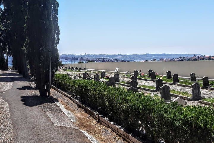 Prazeres Cemetery: A Self-Guided Audio Tour in Lisbon photo 5
