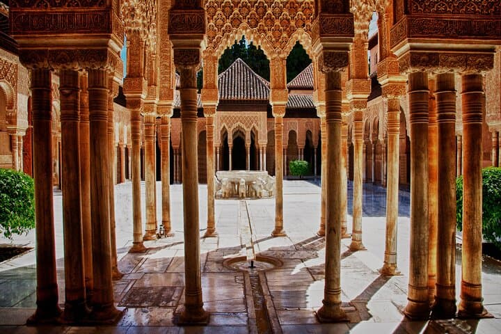 Exclusive Private Alhambra Tour with a Historian