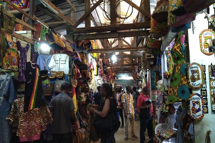 Makola Market Walking Tour photo 4