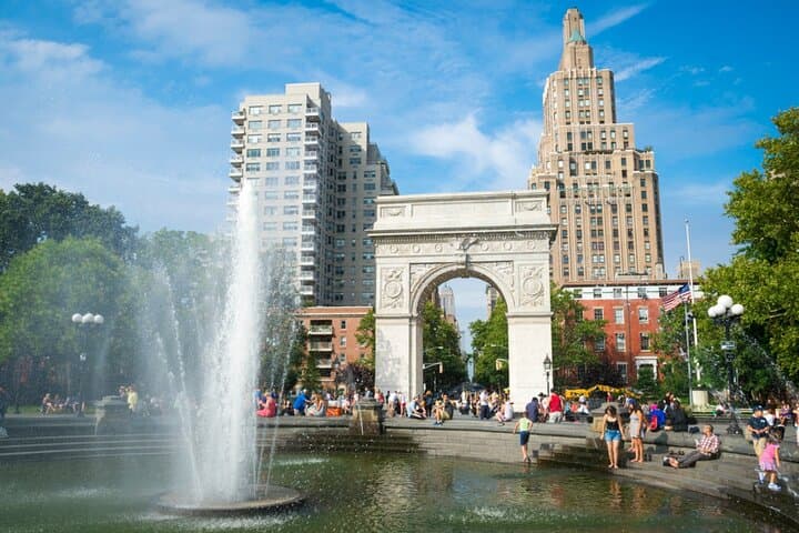 Manhattan’s Famous Artists: Exploration Game and Tour