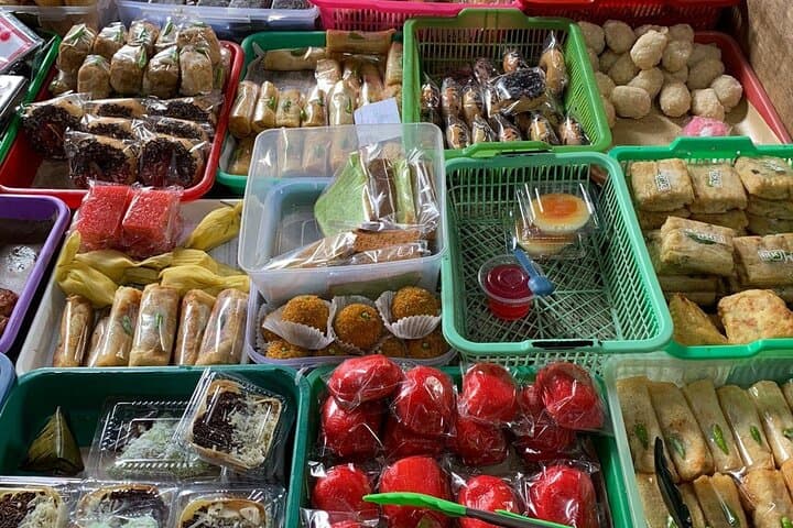 Morning Food Tour in Yogyakarta photo 5