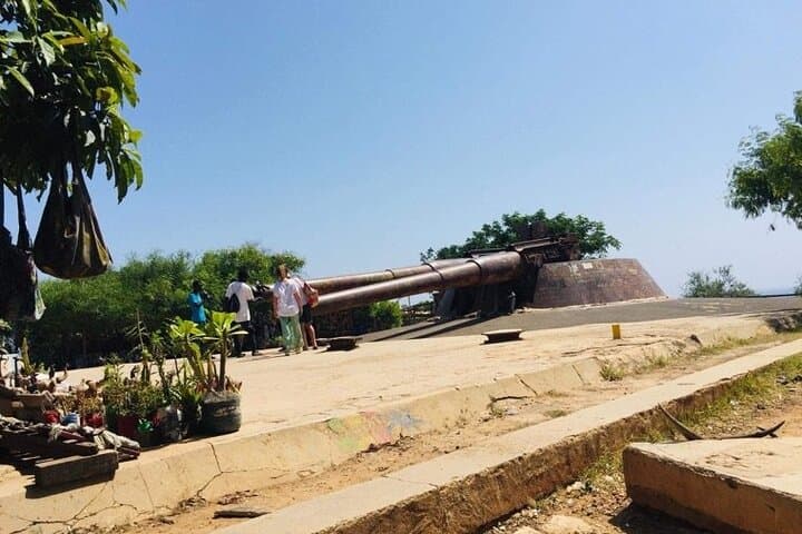 Gorée Island - Pink Lake excursion 2 persons minimum  photo 2