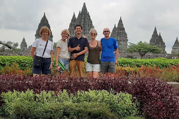 Yogyakarta: Borobudur Merapi Jeep Tour Prambanan, Private Car  photo 4