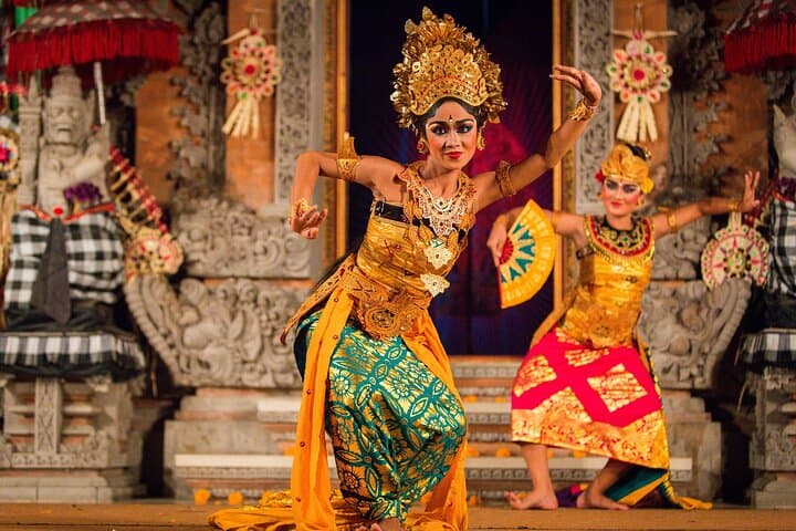 Legong Dance Show at Ubud Palace Bali