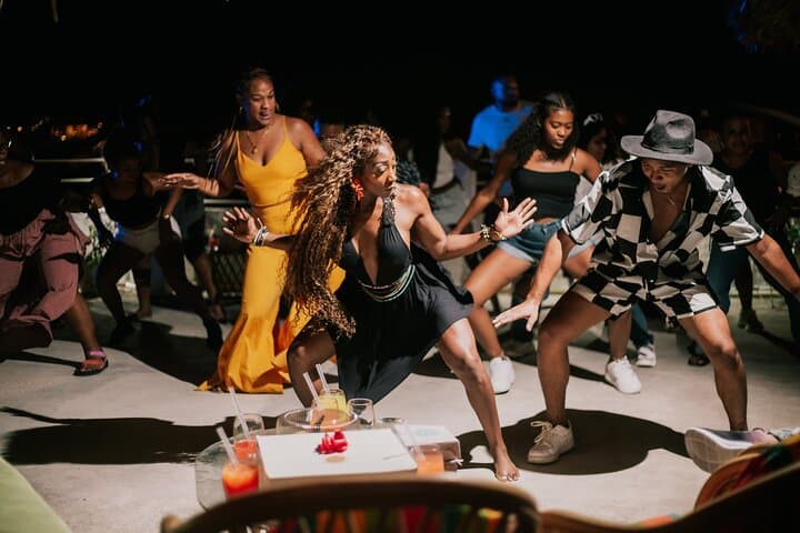 Champeta with us, it's a vibe photo 2