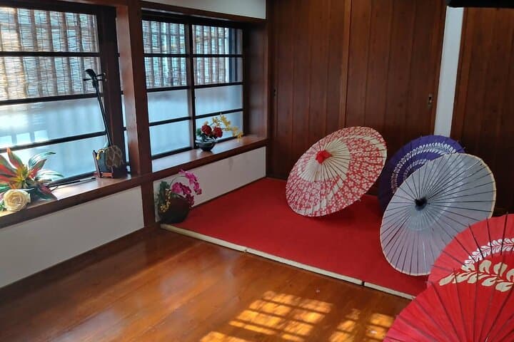 Traditional Japanese Costumes "Kimono", "Yukata", "Ryuso", "Photograph Course "Hair Set & Lipstick & Kimono & Photography" photo 2
