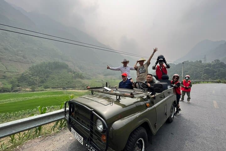 Ha Giang Army Open Air Jeep Tour 3 Day Get Off the Beaten track photo 3