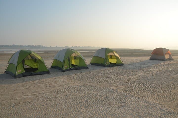 Sailing and Camping on the Ganges photo 3