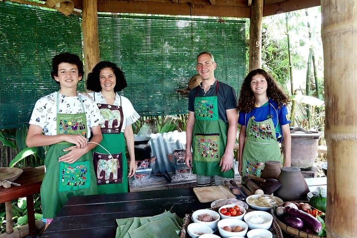 Day-time Bamboo weaving & Cooking Classes join-in photo 4