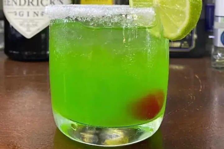 Curacao Night Adventure Bar Hops & Bites photo 2