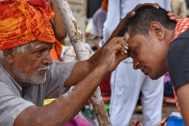 Varanasi Landmark Evening City Tour - Aarti, Boating & Witnessing the GOD photo 2