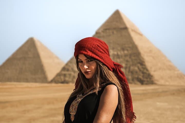 Private, High-End Photography & Authentic Walking Tours in Cairo photo 2