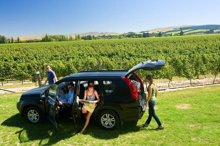 Wine trail and Christchurch City - Luxury, Small Group Tour photo 4