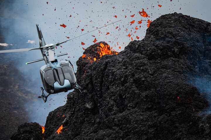 Helicopter Tour Over Iceland’s Reykjanes Volcano Eruption Site photo 4