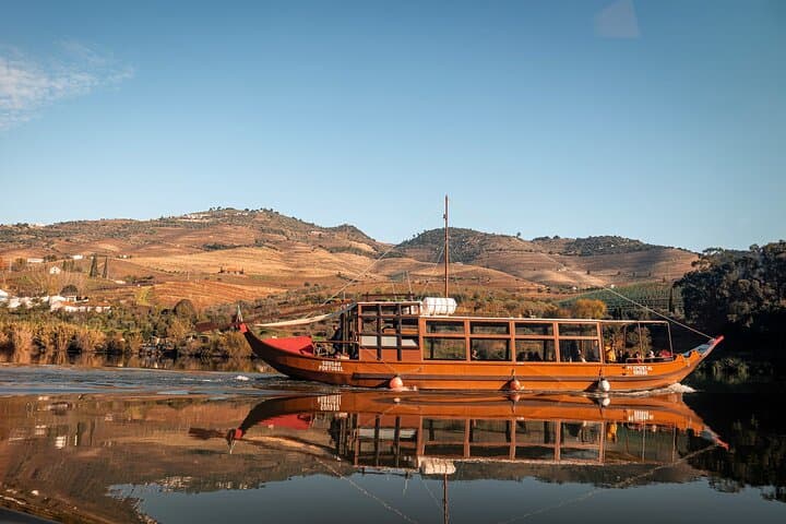 Private Douro Valley Tour: Boutique Winery & River Cruise  photo 4