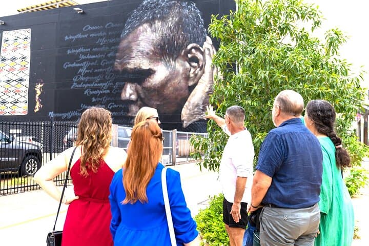 3 Hour Outback Gourmet Food and Aboriginal Art Tour photo 5