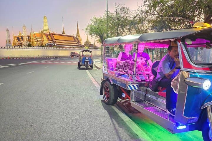 Private Tuktuk Authentic Food Tour (Chinatown-Flower Market)
