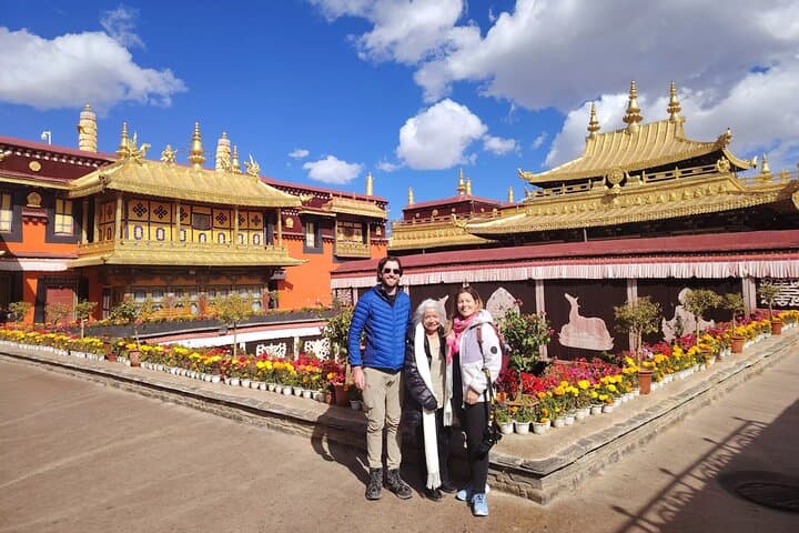 4 Days Lhasa City Essential Group Tour photo 2