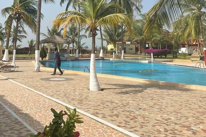 Cultural Excursions ( Goree Island and Lac Rose) with SENEXPAT photo 2