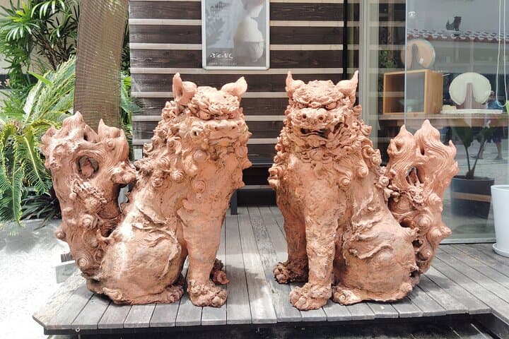 Naha: Discover Yachimun Pottery and Local Crafts in Tsuboya photo 2