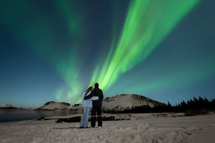 Reykjavik Private Northern Lights Tour with Pro Photographer photo 5