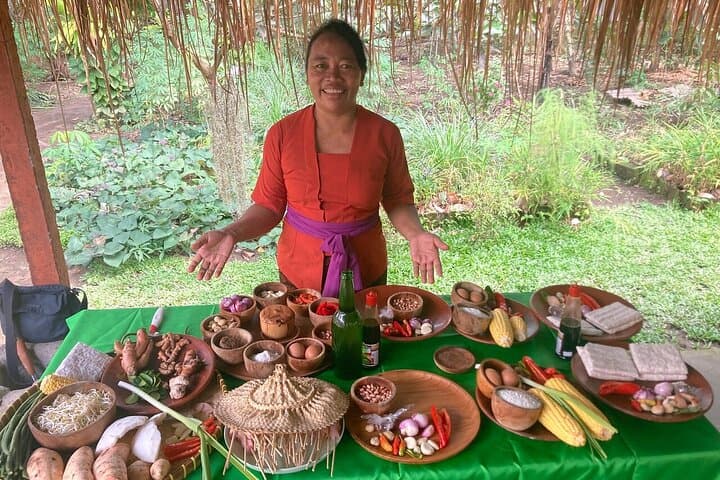 PRIVATE Authentic Balinese Cooking Class in Ubud at Putu's Home photo 4