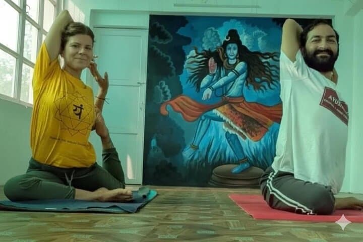 INDIVIDUAL YOGA CLASS - BEGINNER / ADVANCED Sunrise Yoga with Ayush in Varanasi photo 4