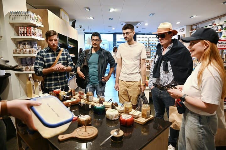 Amsterdam Food Tour with Full Meal & Drinks by Do Eat Better photo 4