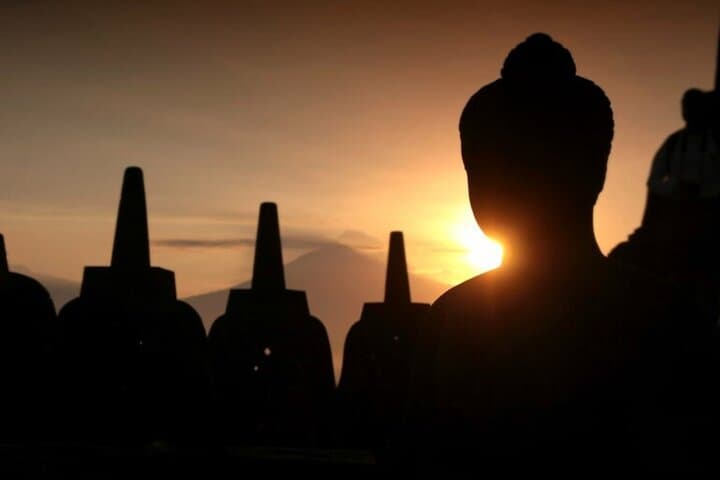 Borobudur Sunrise On Temple and Prambanan ALL-IN Private Tour photo 2