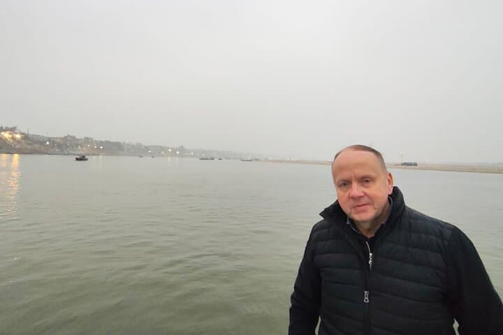 Varanasi Sunrise Boat Ride with Walking Tour photo 5