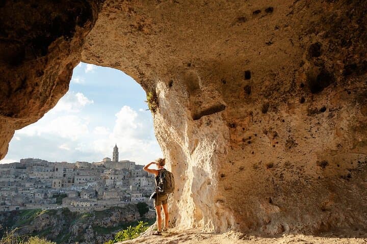 Murgia Materana tour on the trail of the Basiliani rock church