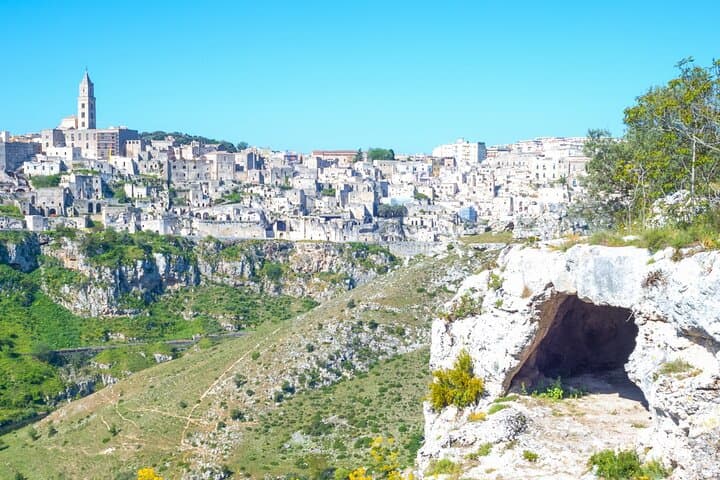 Murgia Materana tour on the trail of the Basiliani rock church photo 2