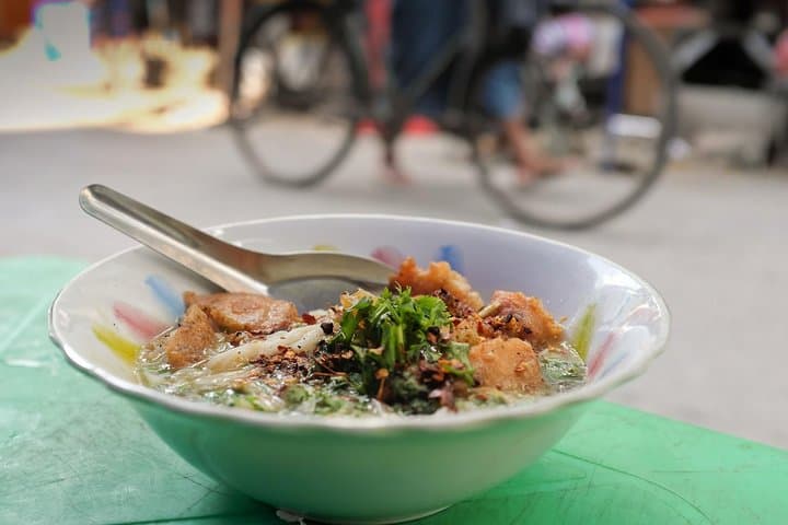 Yangon Breakfast and Market Tour - The must try dishes!