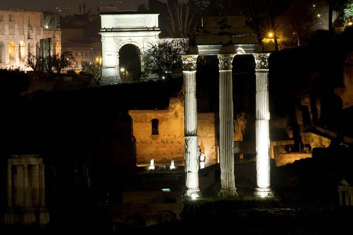 Unique Rome by Night, Photo Tour and Workshop Under the Stars photo 3