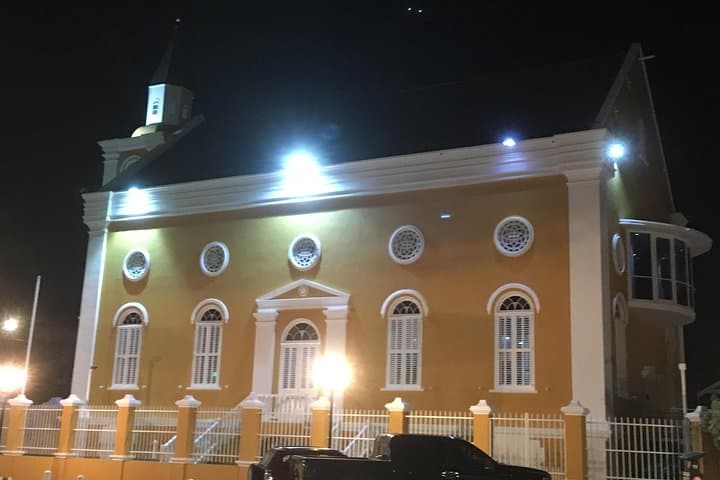 Costumizable Private Curaçao Jewish Heritage Tour Experience