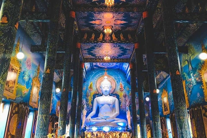 Private Tour: Incredible Temples of Chiang Rai photo 5