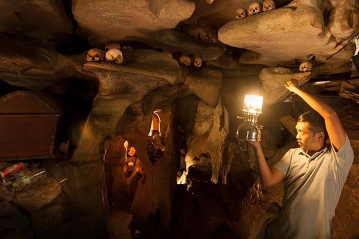 4 Days Toraja Cultural Tour from Makassar: Tongkonan Houses to Toraja Funerals photo 2