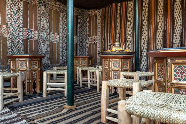 Skip the Line: Woven History Museum Ticket - musée Histoire Tissée photo 5