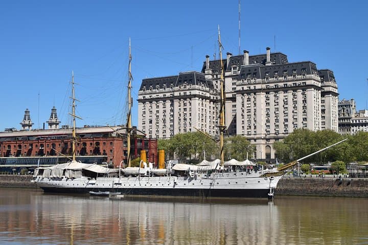 Buenos Aires Private City Tour by Private Van photo 3