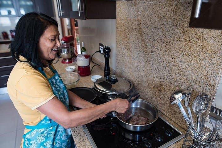 Private Cape Malay Cooking Class in Lorette’s Cape Town Home